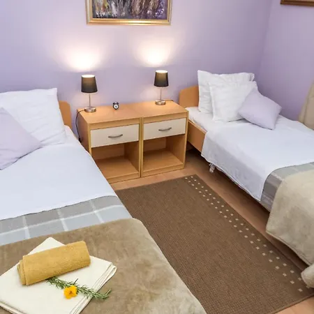 Vila Maja With Pool Molat By Guide